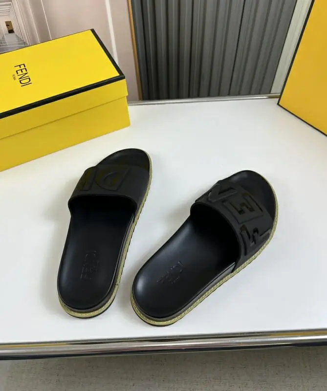 fendi chaussons pour homme s_12213623